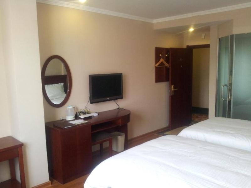 Greentree Inn Gansu Lanzhou Railway Station Dingxi Road Express Hotel Ngoại thất bức ảnh