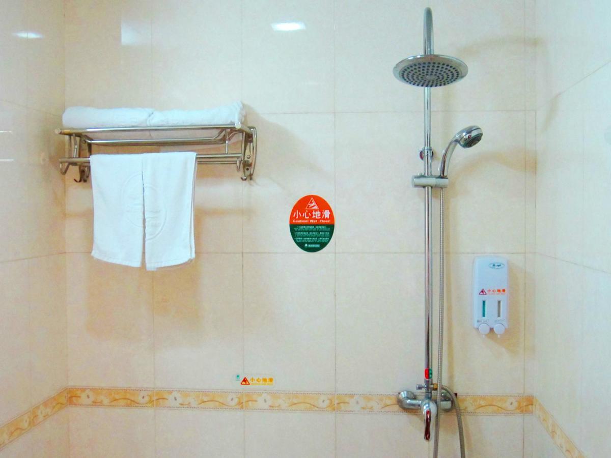 Greentree Inn Gansu Lanzhou Railway Station Dingxi Road Express Hotel Ngoại thất bức ảnh